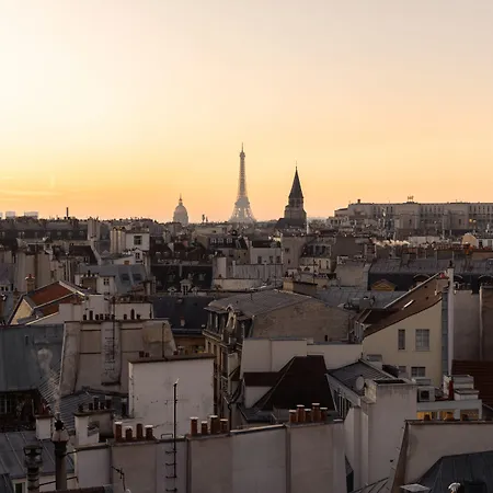 Dame Des Arts Parigi