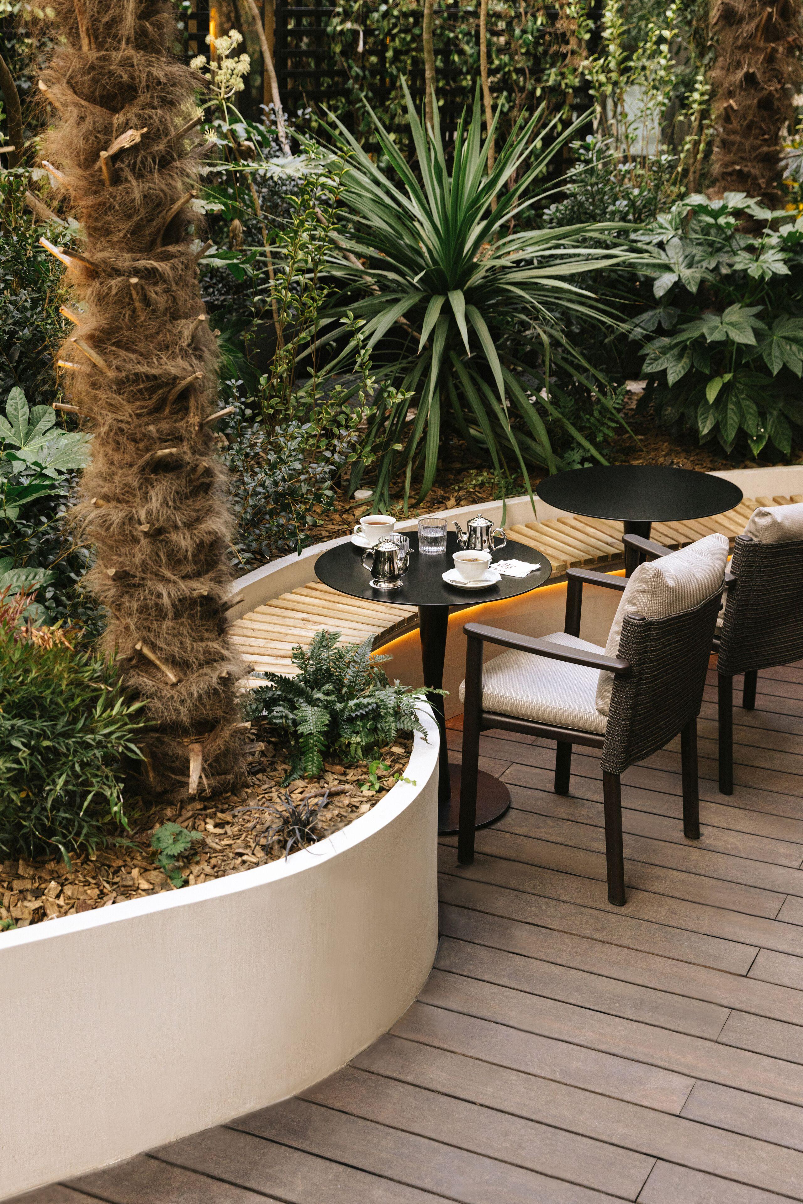 Dame Des Arts Parigi