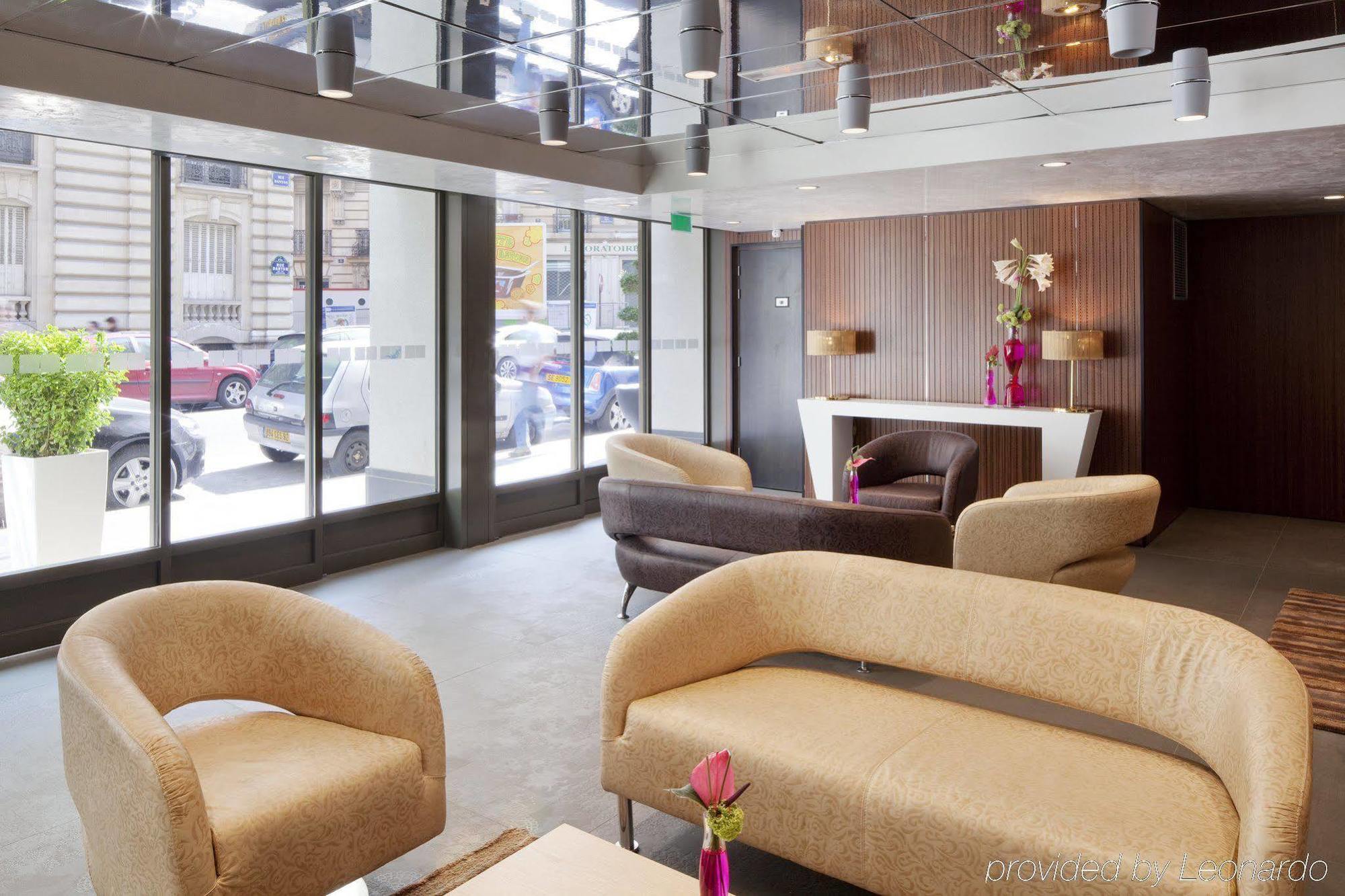 Hotel Dame Des Arts 4*