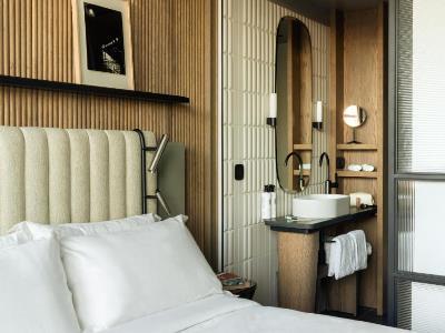 Dame Des Arts Hotel